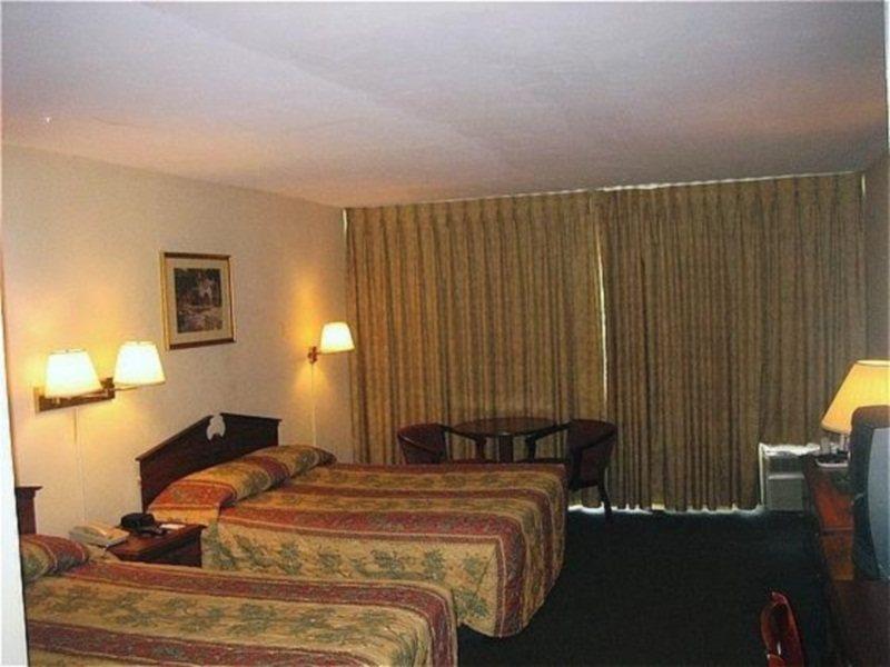 Hotel Chateaubleau Корал-Гэйблз Номер фото