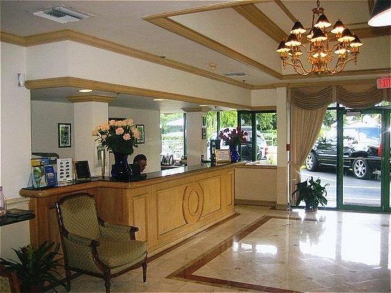 Hotel Chateaubleau Корал-Гэйблз Интерьер фото